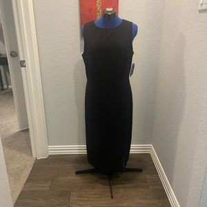 Versatile sheath dress